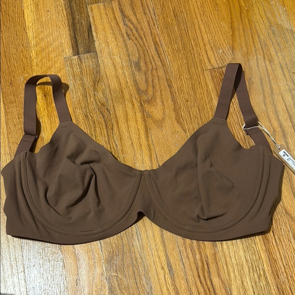 SKIMS Brown Full Coverage Bra with Adjustable Straps